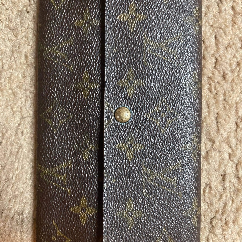 authentic louie Vuitton wallet